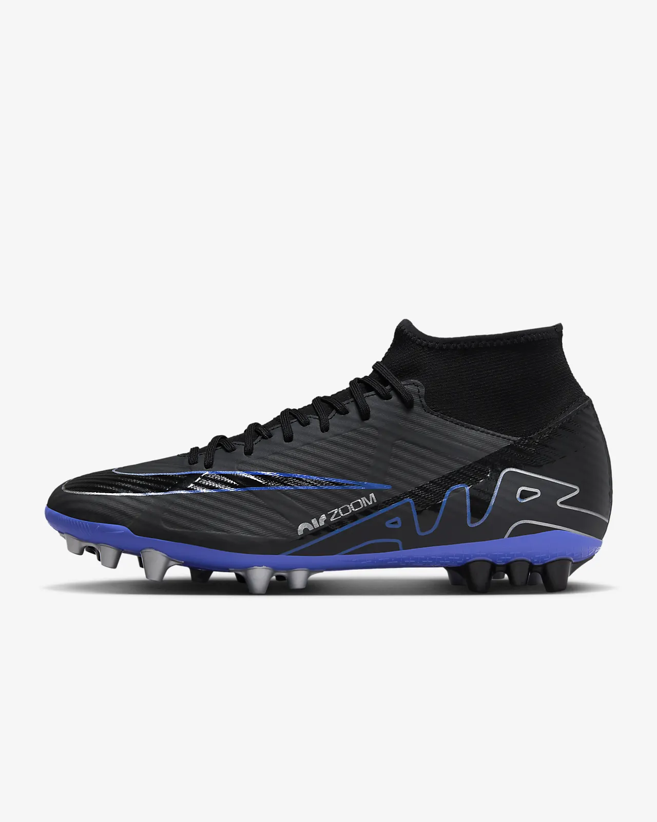 SoccerShoes